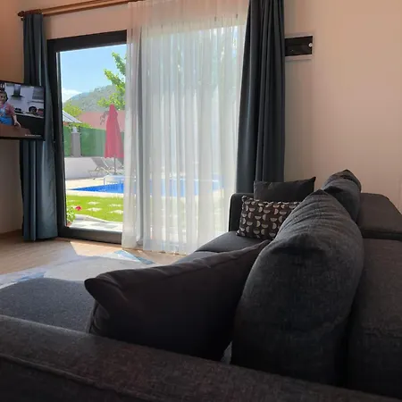 Sea Life Homes Apart-hotel 4*