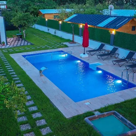Sea Life Homes 4*