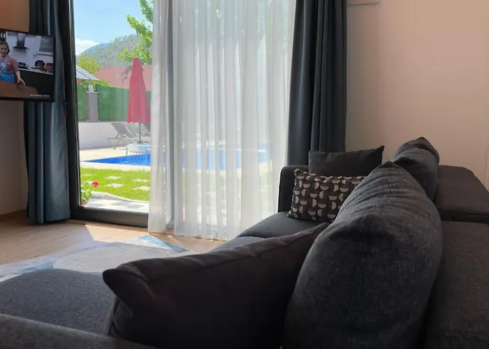 Sea Life Homes Apart-hotel 4*